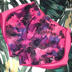 XL Nike Tempo Shorts